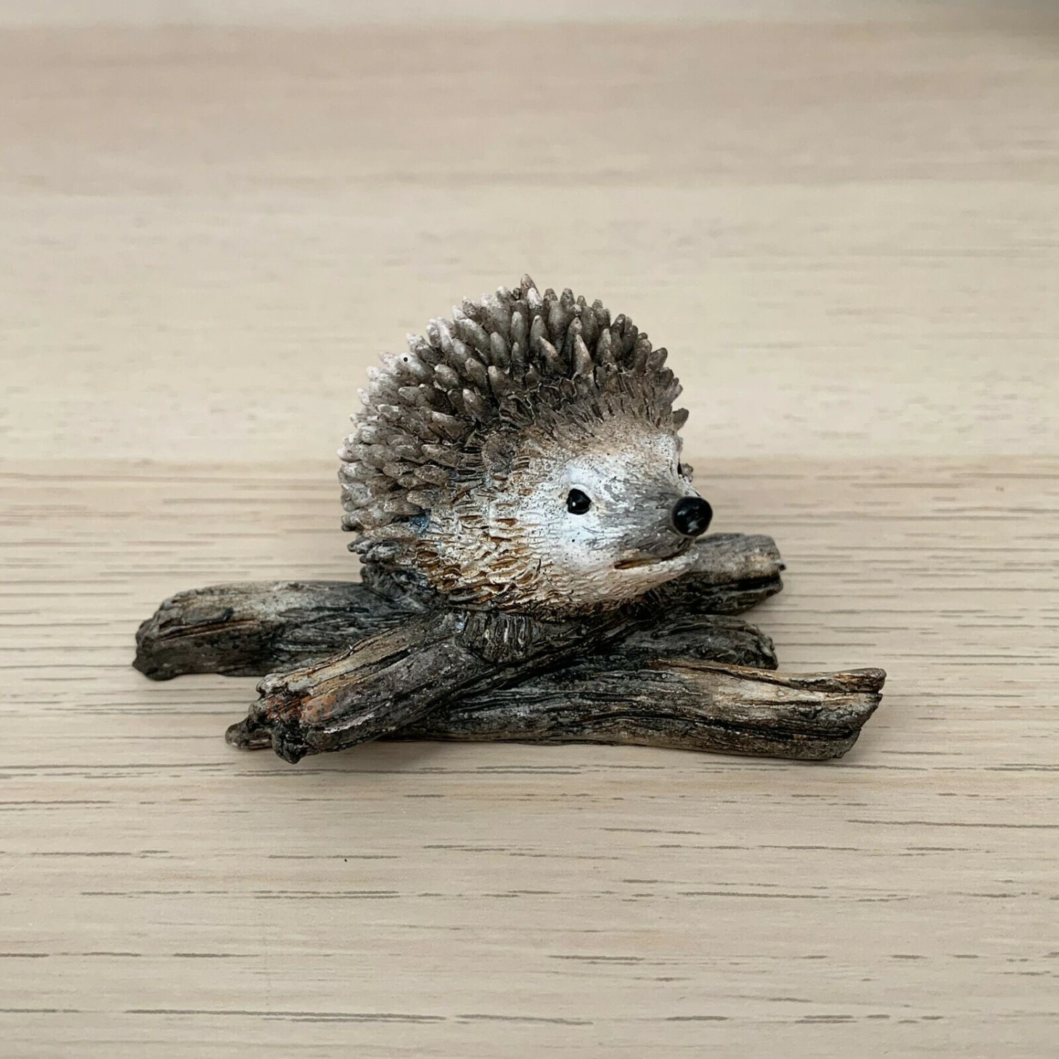 Darthome Limited Miniature Pair Of Hedgehogs On Branch 2 Darthome Limited Miniature Pair Of Hedgehogs On Branch - Image 2
