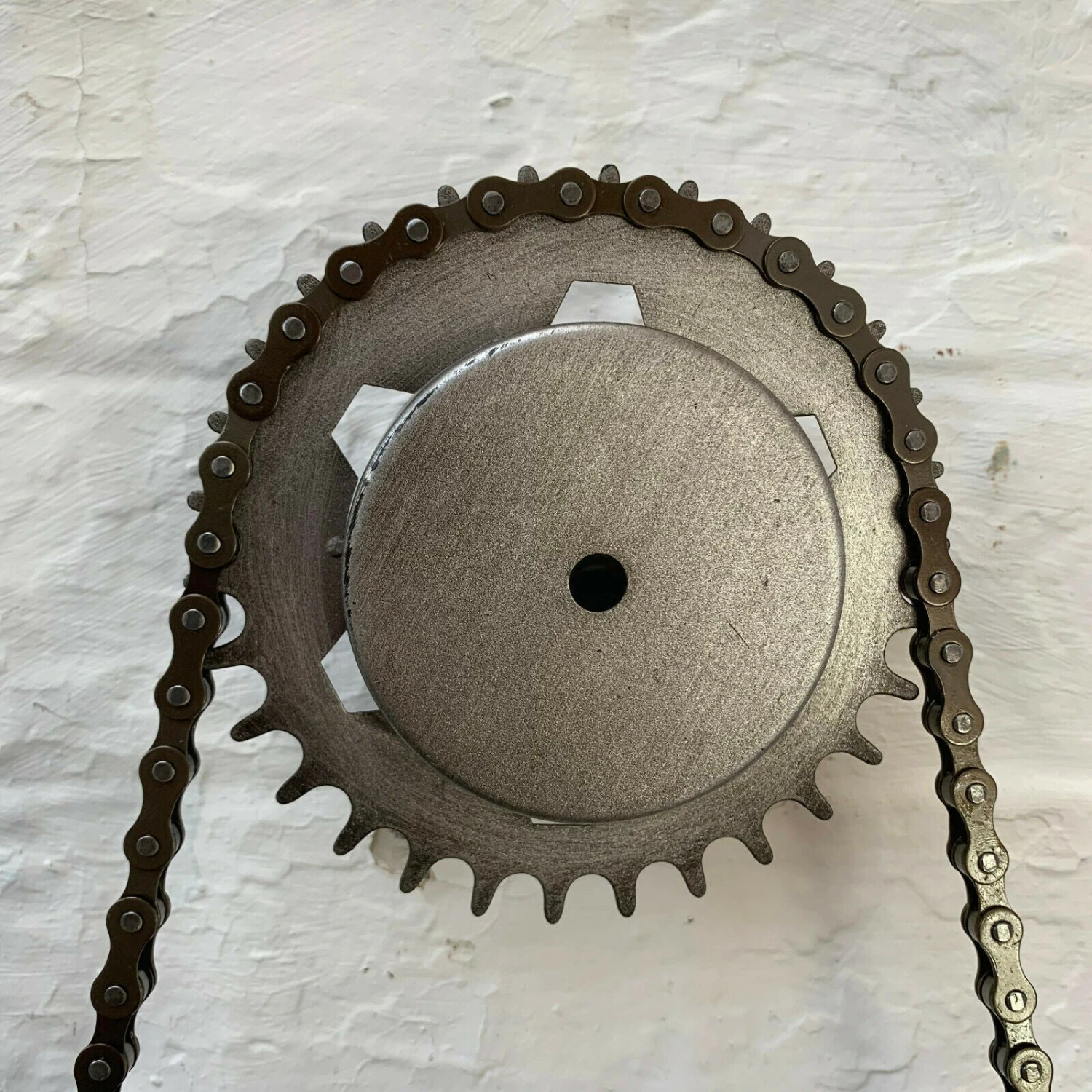 Darthome Limited Industrial Bike Chain Wall Clock 3 Darthome Limited Industrial Bike Chain Wall Clock - Image 3