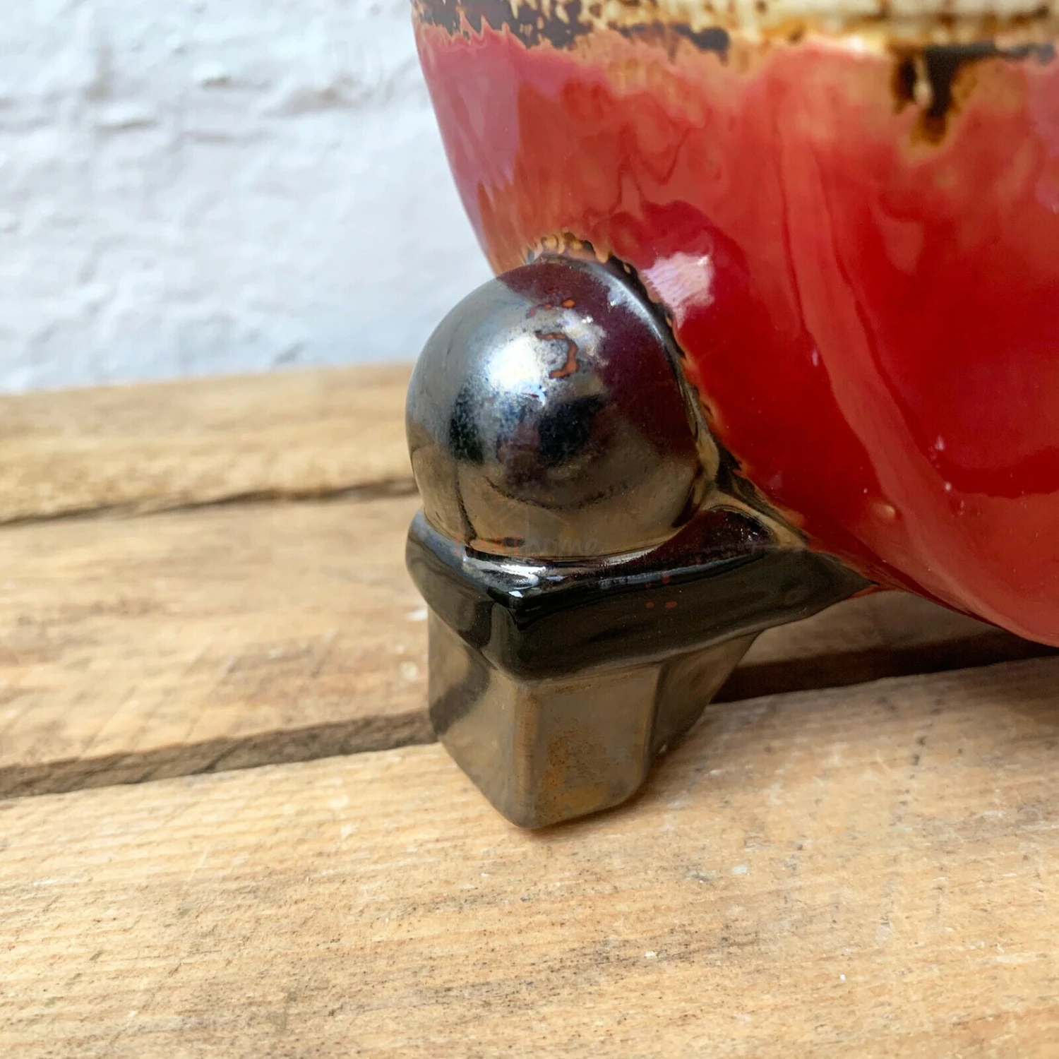 Darthome Limited Ceramic Red Caravan Planter 6 Darthome Limited Ceramic Red Caravan Planter - Image 6