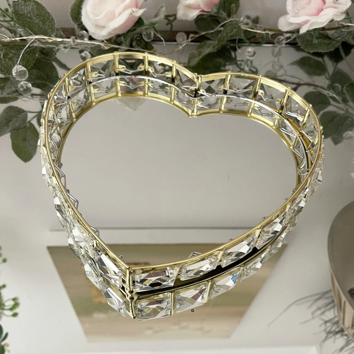 Darthome Limited Gold Love Heart Glass Crystal Mirrored Candle Plate 21cm 2 Darthome Limited Gold Love Heart Glass Crystal Mirrored Candle Plate 21cm - Image 2