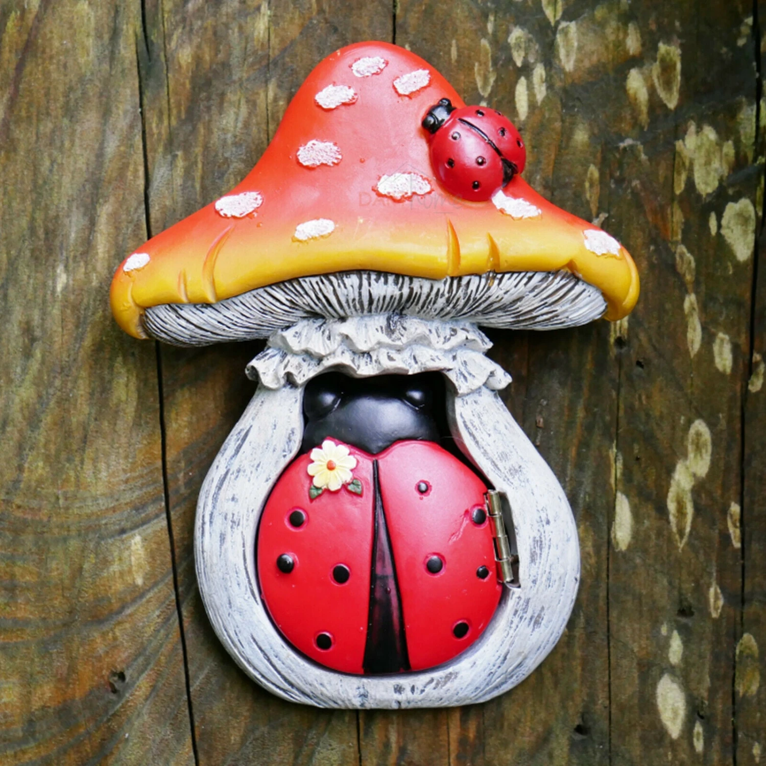 Darthome Limited Fairy Ladybird Mushroom Door Ornament 1 Darthome Limited Fairy Ladybird Mushroom Door Ornament