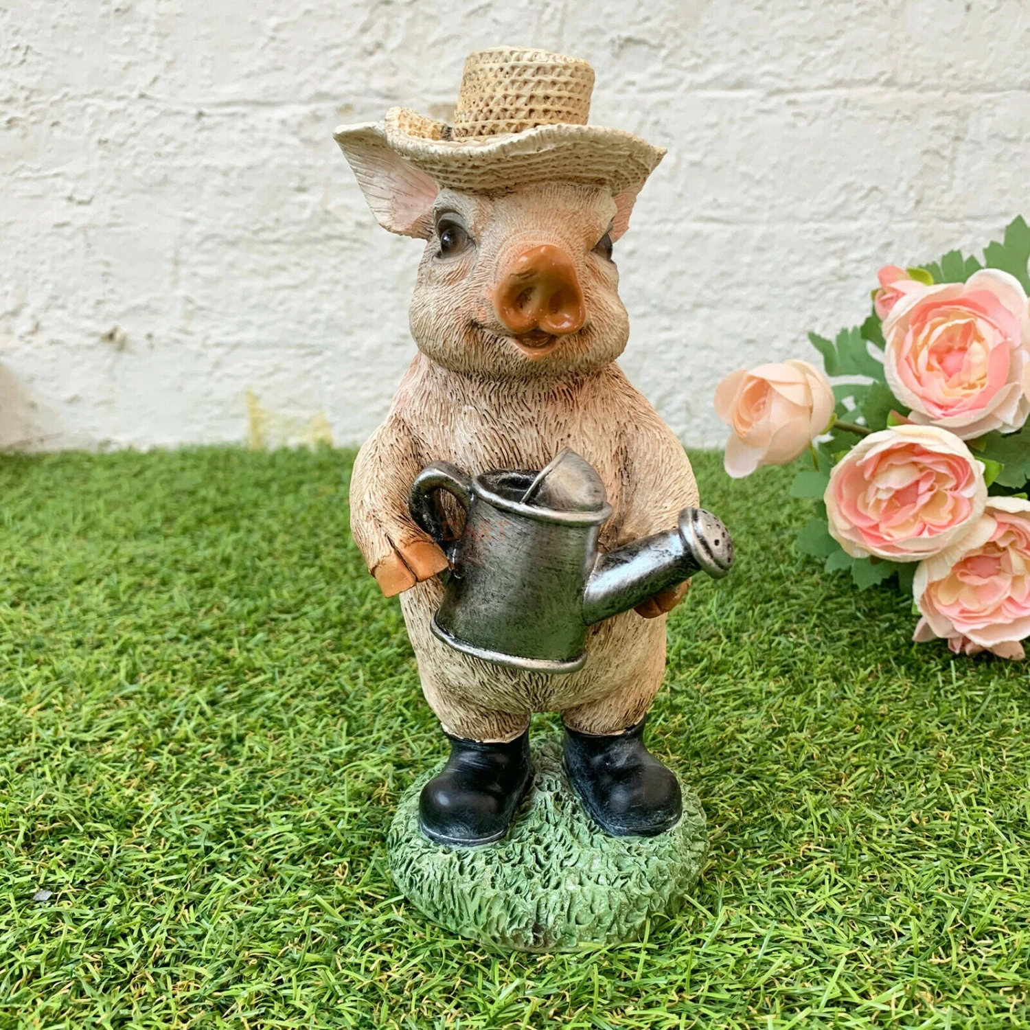 Darthome Limited Pig With Watering Can Ornament 21cm 1 Darthome Limited Pig With Watering Can Ornament 21cm