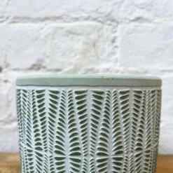 Darthome Limited Green Diamond Plant Pot Holder -Decor Garden Shop 25 e3eed261 9f5c 48a4 a296 128c7b638179