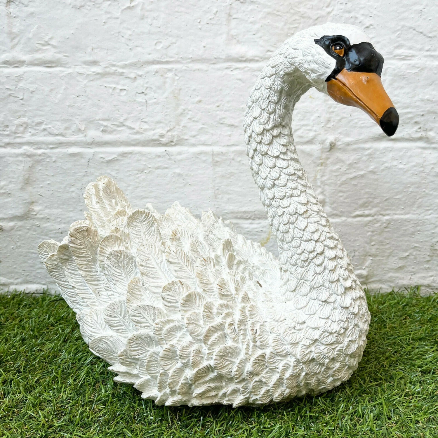 Darthome Limited White Swan Garden Ornament 1 Darthome Limited White Swan Garden Ornament