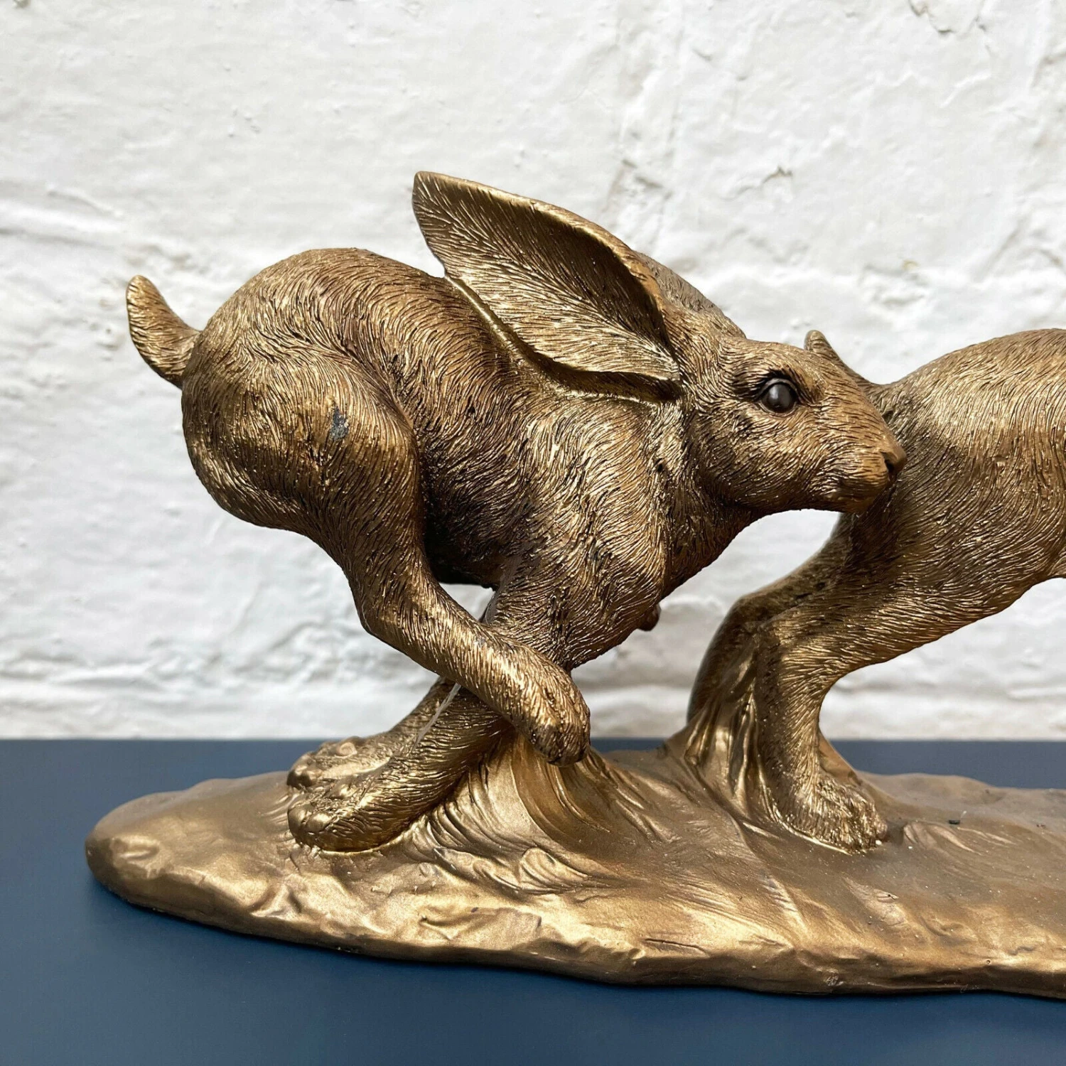 Darthome Limited Resin Bronze Two Jumping Hares Sculpture 3 Darthome Limited Resin Bronze Two Jumping Hares Sculpture - Image 3