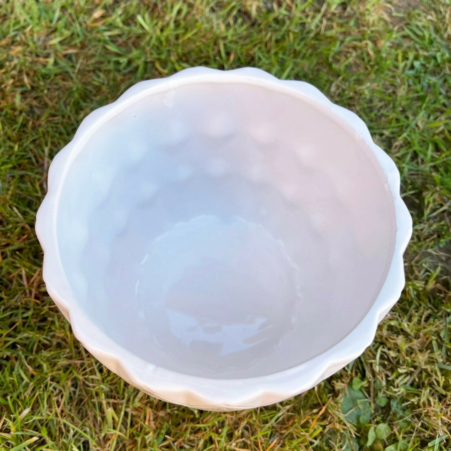 Darthome Limited Ceramic White Geometric Planter 13cm 2 Darthome Limited Ceramic White Geometric Planter 13cm - Image 2