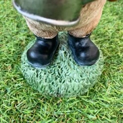 Darthome Limited Pig With Watering Can Ornament 21cm 8 Darthome Limited Pig With Watering Can Ornament 21cm -Decor Garden Shop 47 e4d0a543 f2ef 45e7 b7a4 51116e65b37e 2