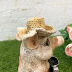 Darthome Limited Pig With Watering Can Ornament 21cm 10 Darthome Limited Pig With Watering Can Ornament 21cm -Decor Garden Shop 49 8193d91d 1468 47d4 83bc 28dbfd4f6d72 2