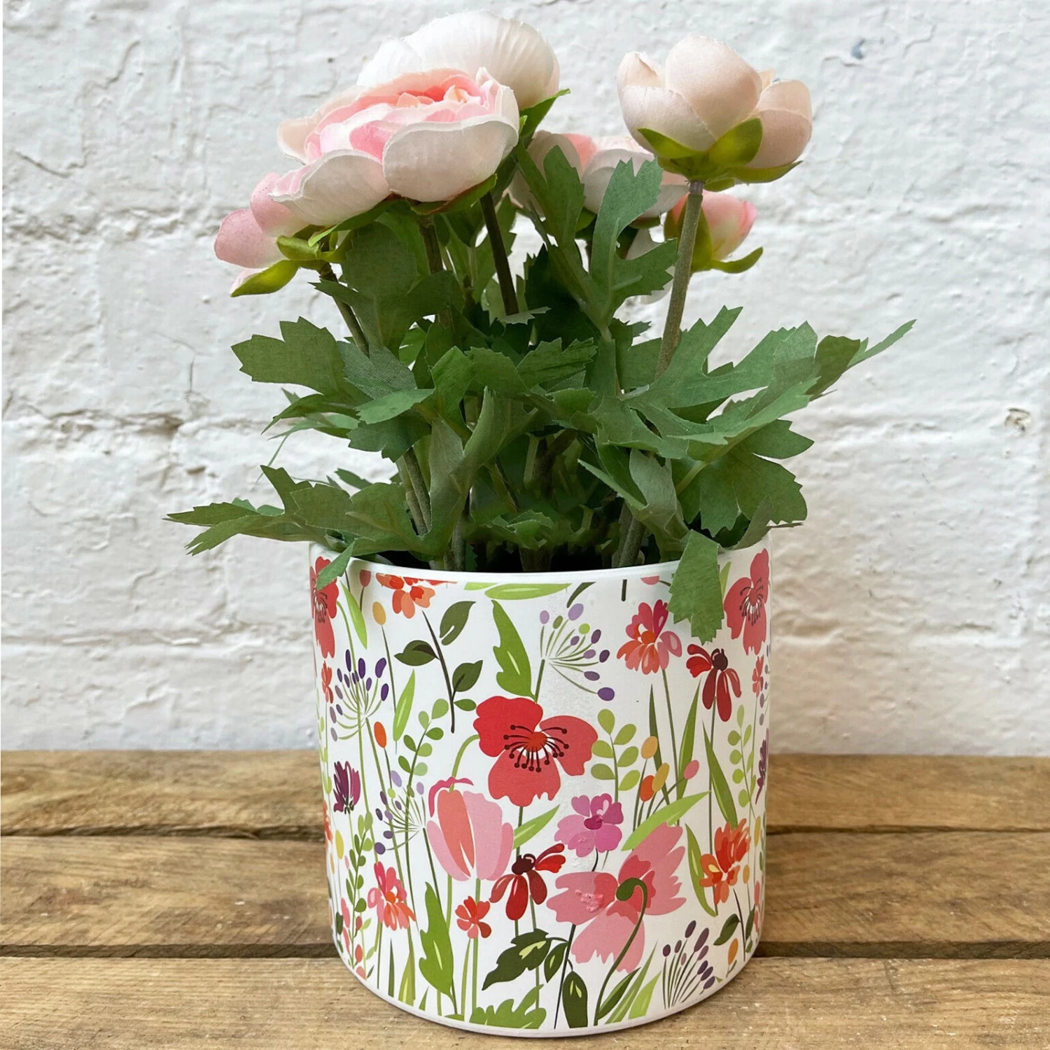 Darthome Limited Floral Meadow Plant Pot Holder 1 Darthome Limited Floral Meadow Plant Pot Holder