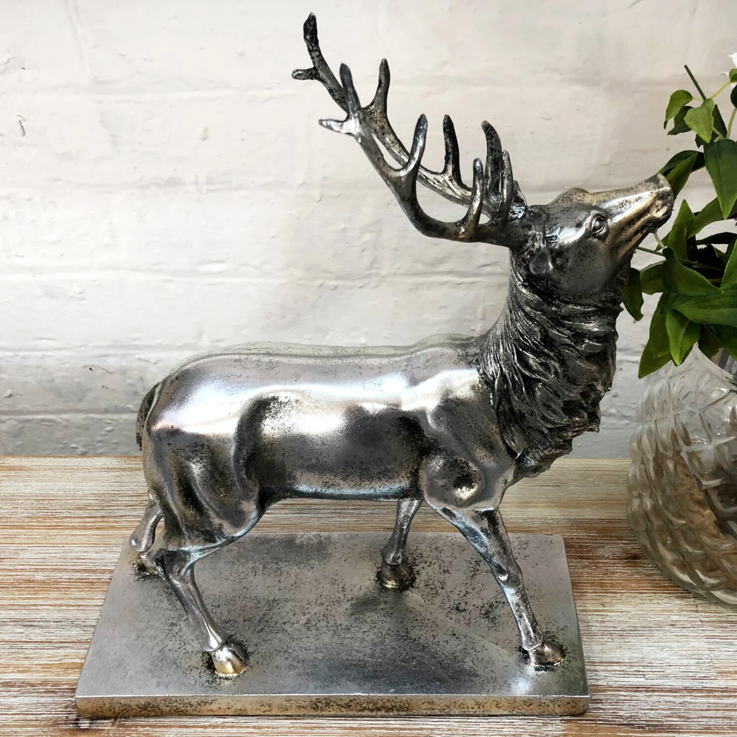 Darthome Limited Silver Stag On Base Ornament 1 Darthome Limited Silver Stag On Base Ornament