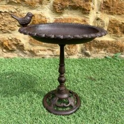 Darthome Limited Cast Iron Bird Feeder On Stand -Decor Garden Shop 51 1c86d272 e883 4314 97b2 dfb68deef4f5