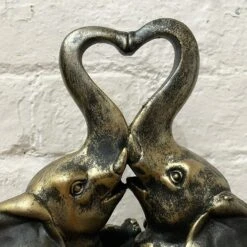 Darthome Limited Distressed Gold Resin Love Elephant Ornament -Decor Garden Shop 54 19689407 494f 4b69 9eee d27cbd715e57
