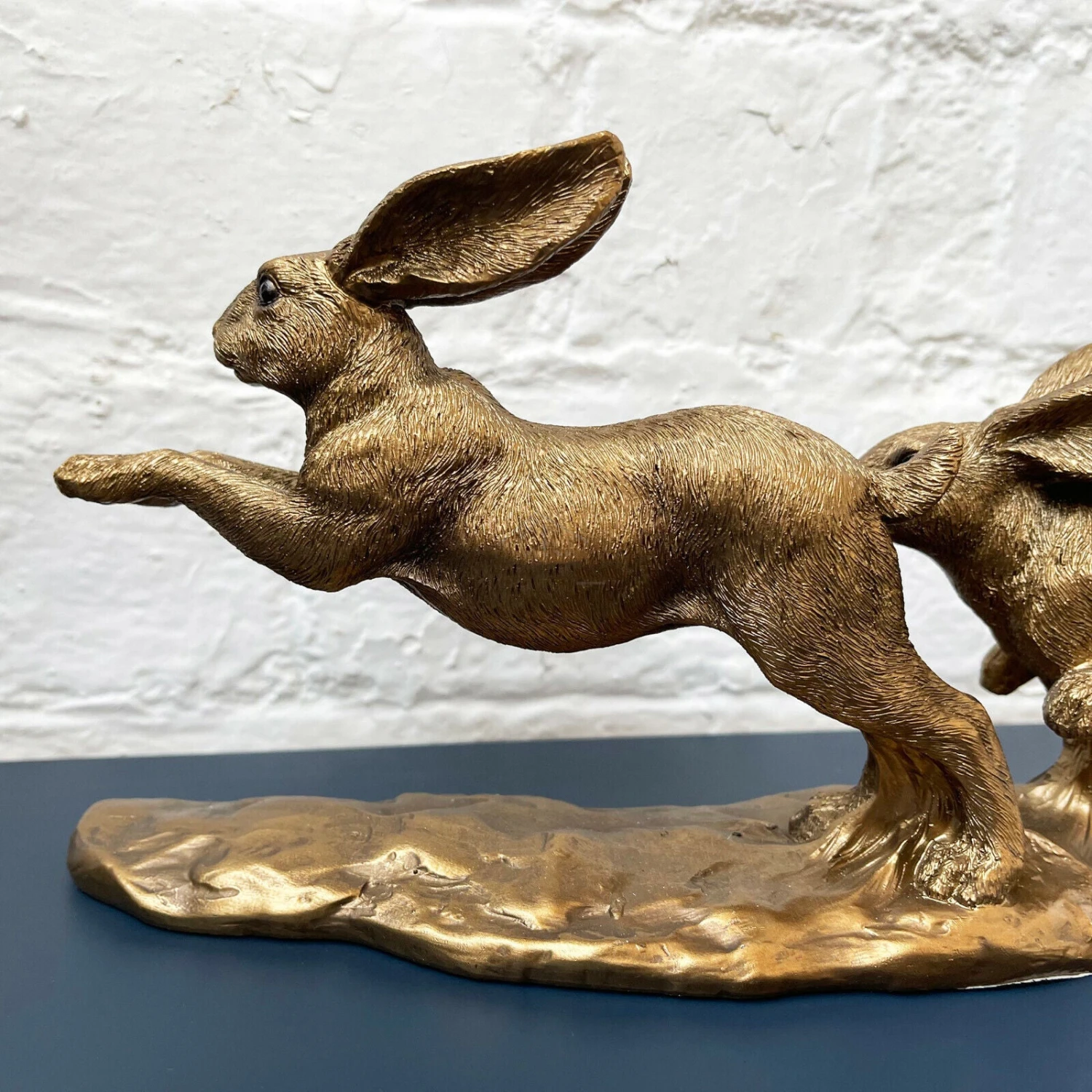 Darthome Limited Resin Bronze Two Jumping Hares Sculpture 5 Darthome Limited Resin Bronze Two Jumping Hares Sculpture - Image 5