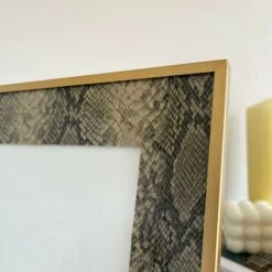 Darthome Limited 5x7" Faux Gold Snakeskin Photo Frame -Decor Garden Shop 88