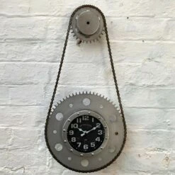 Darthome Limited Industrial Bike Chain Wall Clock