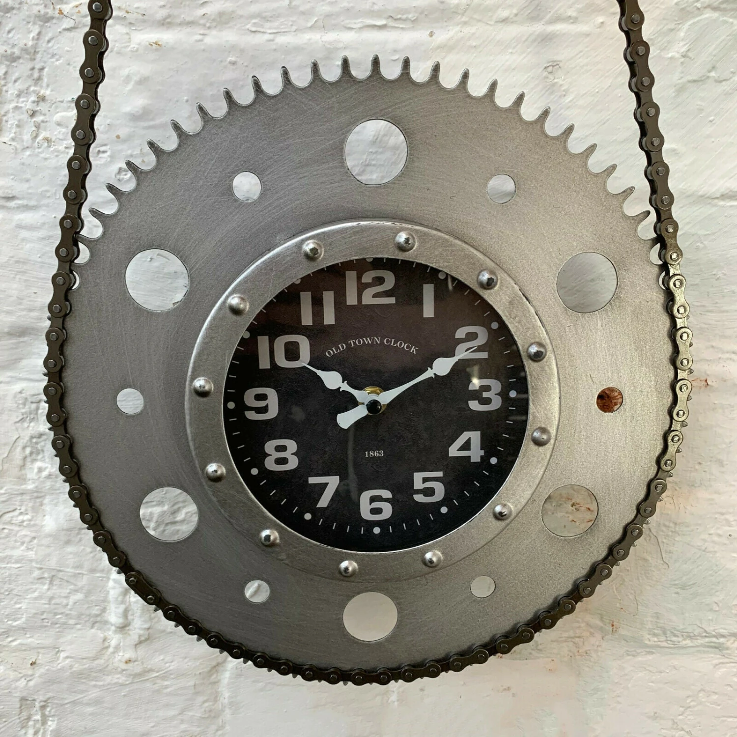 Darthome Limited Industrial Bike Chain Wall Clock 2 Darthome Limited Industrial Bike Chain Wall Clock - Image 2