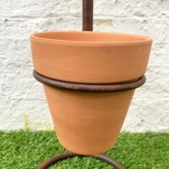 Darthome Limited Terracotta Pot With Spade Stand -Decor Garden Shop 9 b11425a1 f3dc 4df5 a4d8 6a030c2901e6 1