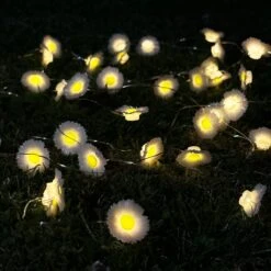 Darthome Limited 50 Solar Daisy Flower Outdoor String Lights