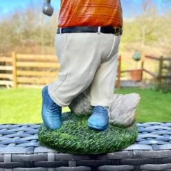 Darthome Limited Novelty Resin Golfing Squirrel Ornament -Decor Garden Shop IMG 2774.JPEG edited135