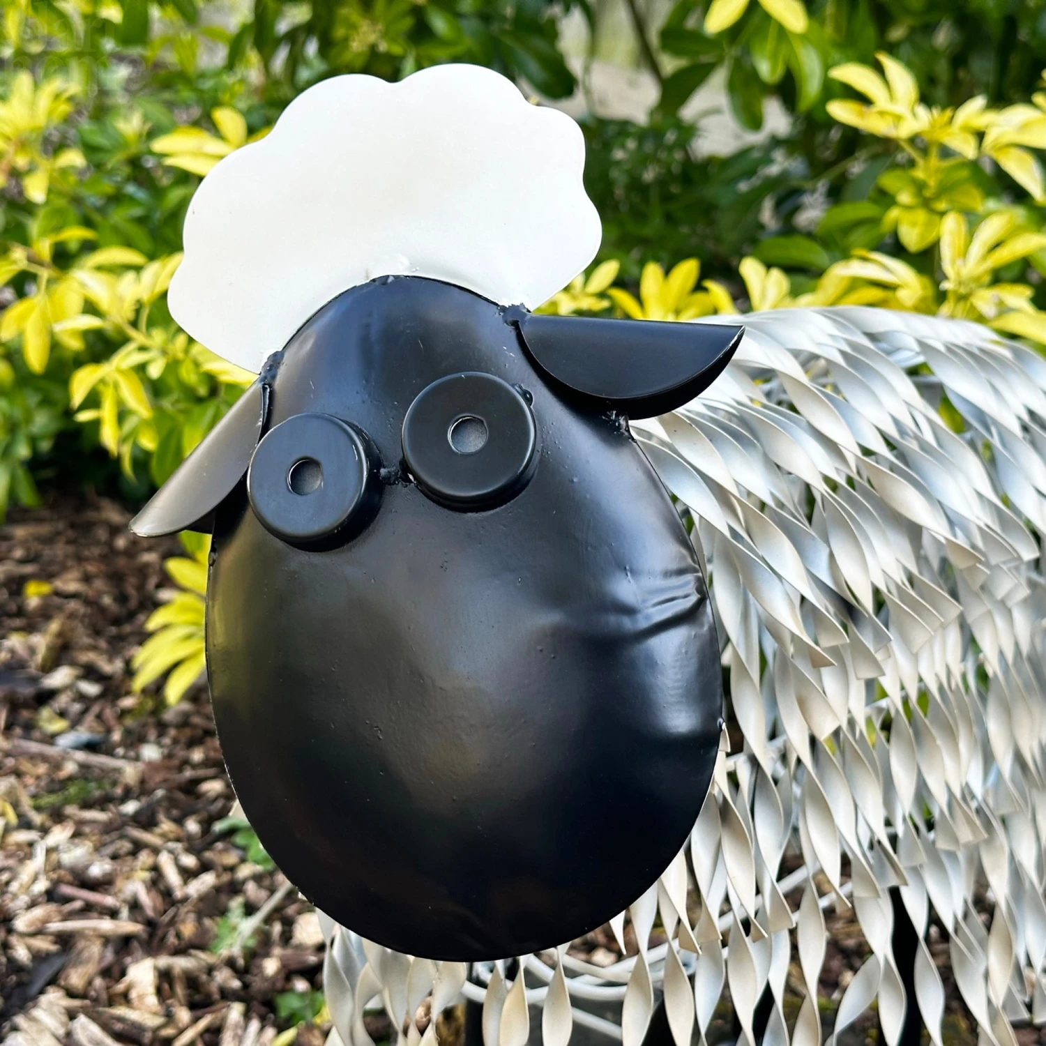 Darthome Limited White Metal Garden Sheep Statue Large 2 Darthome Limited White Metal Garden Sheep Statue Large - Image 2