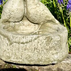 Darthome Limited Stone Robins On Log Bird Feeder -Decor Garden Shop IMG 5060 JPEG