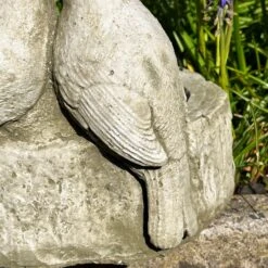 Darthome Limited Stone Robins On Log Bird Feeder -Decor Garden Shop IMG 5064 JPEG