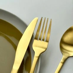 Darthome Limited Gold Stainless Steel 16 Piece Cutlery Set 11 Darthome Limited Gold Stainless Steel 16 Piece Cutlery Set -Decor Garden Shop IMG 5479