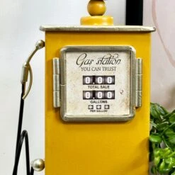 Darthome Limited Yellow Petrol Pump Table Clock 9 Darthome Limited Yellow Petrol Pump Table Clock -Decor Garden Shop IMG 5707 JPEG