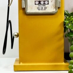 Darthome Limited Yellow Petrol Pump Table Clock 10 Darthome Limited Yellow Petrol Pump Table Clock -Decor Garden Shop IMG 5708 JPEG