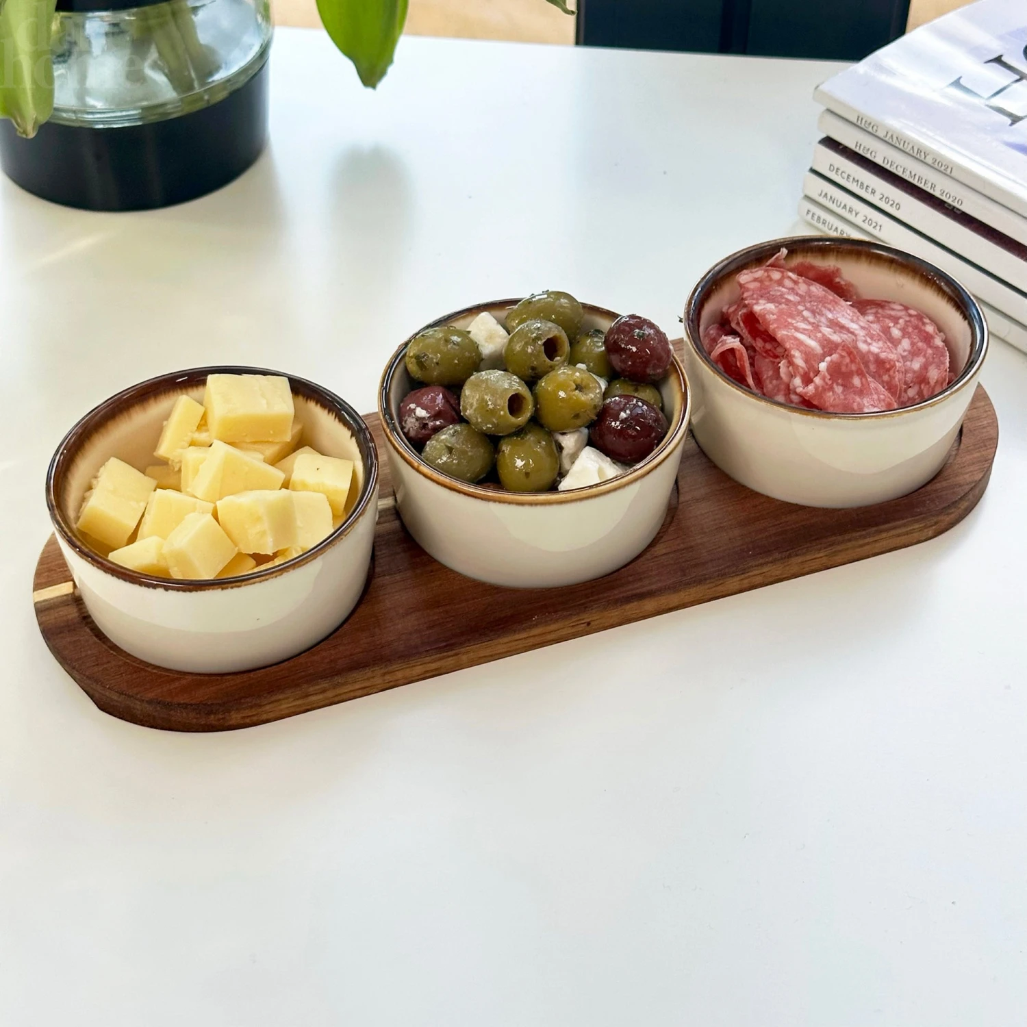 Darthome Limited 4pc White Reactive Glaze Serving Dish Set 1 Darthome Limited 4pc White Reactive Glaze Serving Dish Set