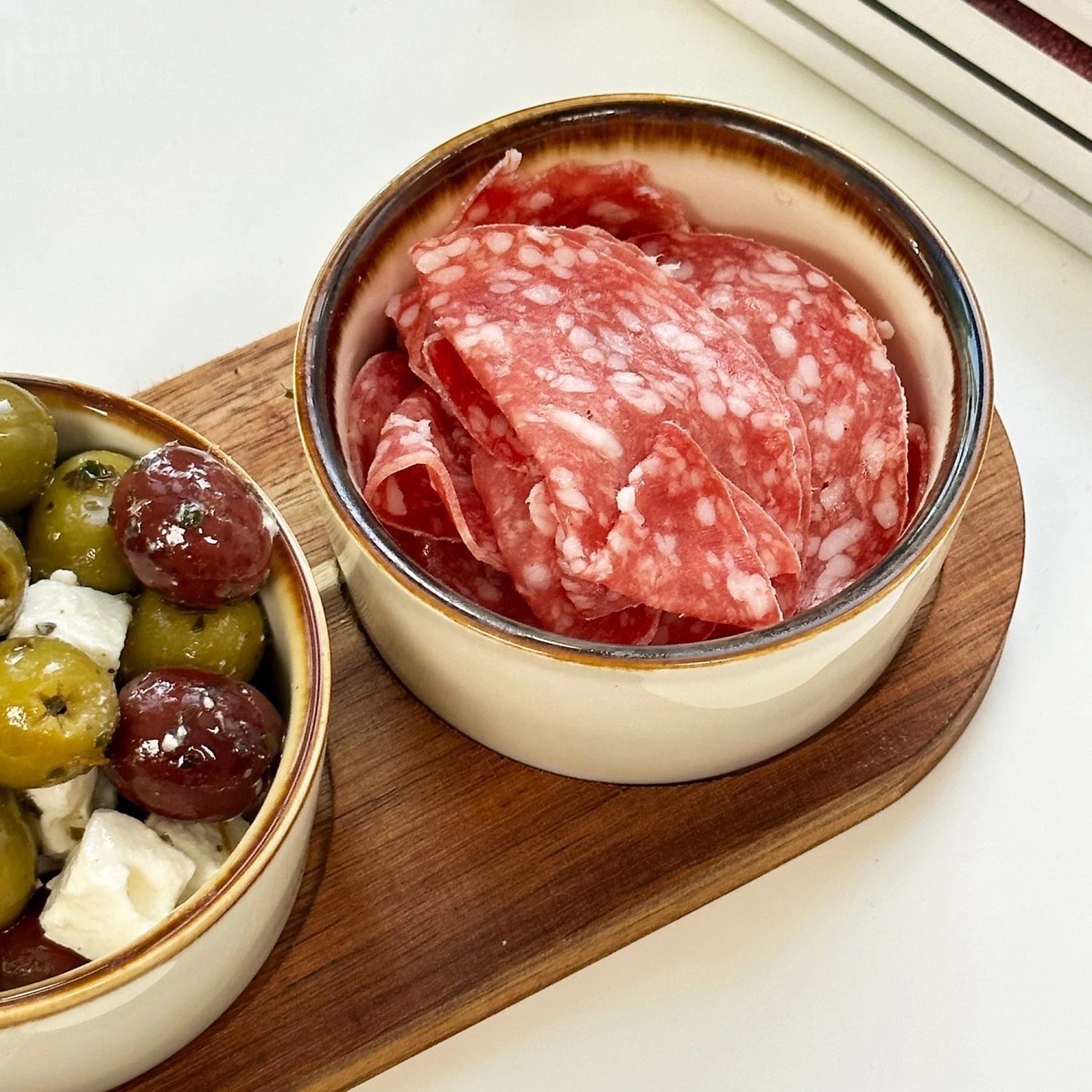 Darthome Limited 4pc White Reactive Glaze Serving Dish Set 6 Darthome Limited 4pc White Reactive Glaze Serving Dish Set - Image 6