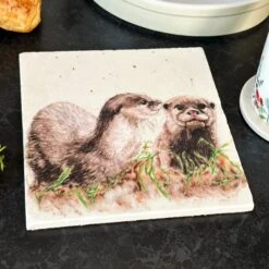 Darthome Limited Marble Otter Tales Trivet
