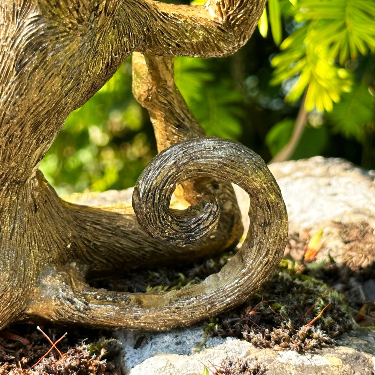 Darthome Limited Gold Yoga Monkey Figurine B 3 Darthome Limited Gold Yoga Monkey Figurine B - Image 3