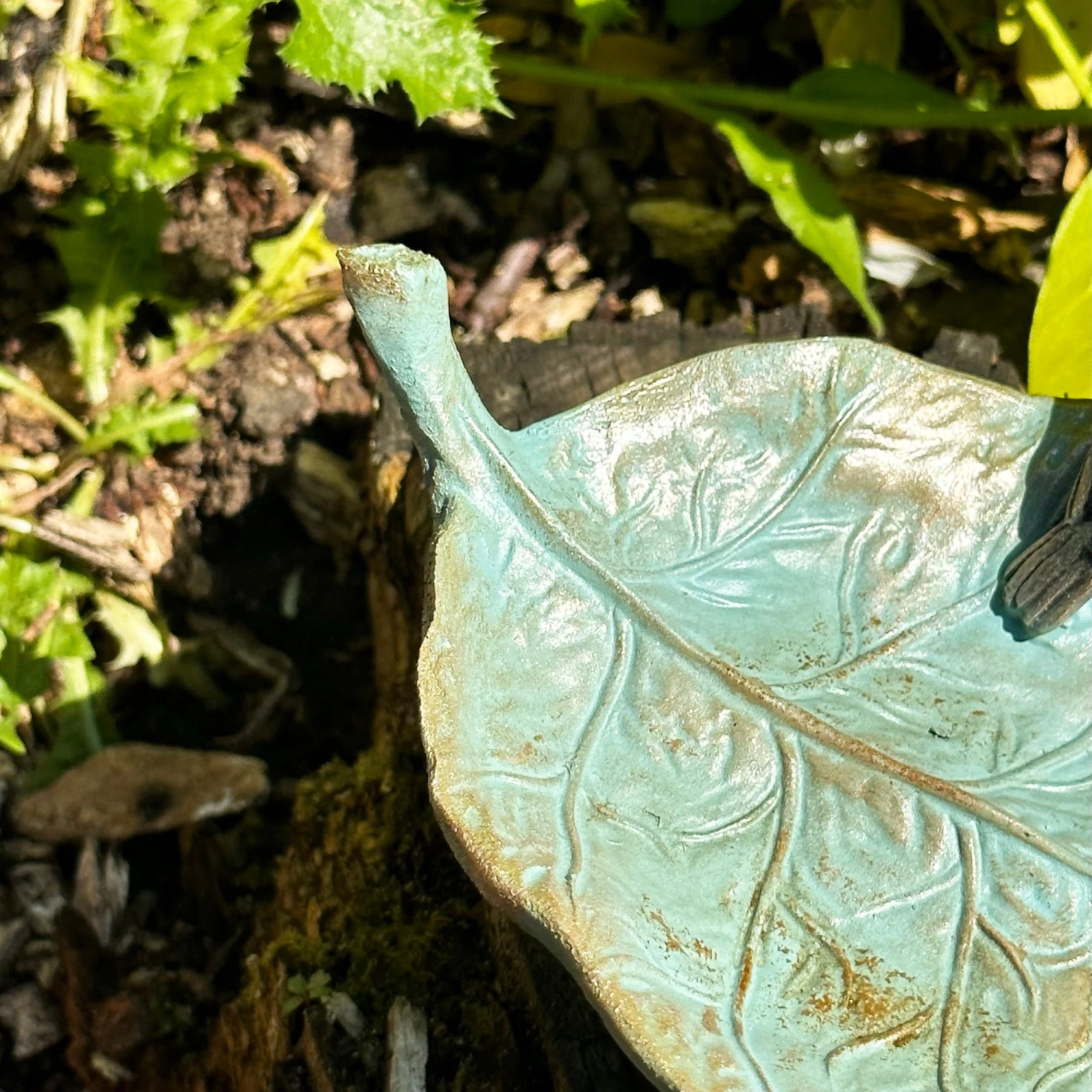 Darthome Limited Birds On Leaf Bird Feeder 3 Darthome Limited Birds On Leaf Bird Feeder - Image 3