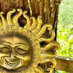 Darthome Limited Gold Jolly Sun Wall Plaque -Decor Garden Shop IMG 8929 JPEG