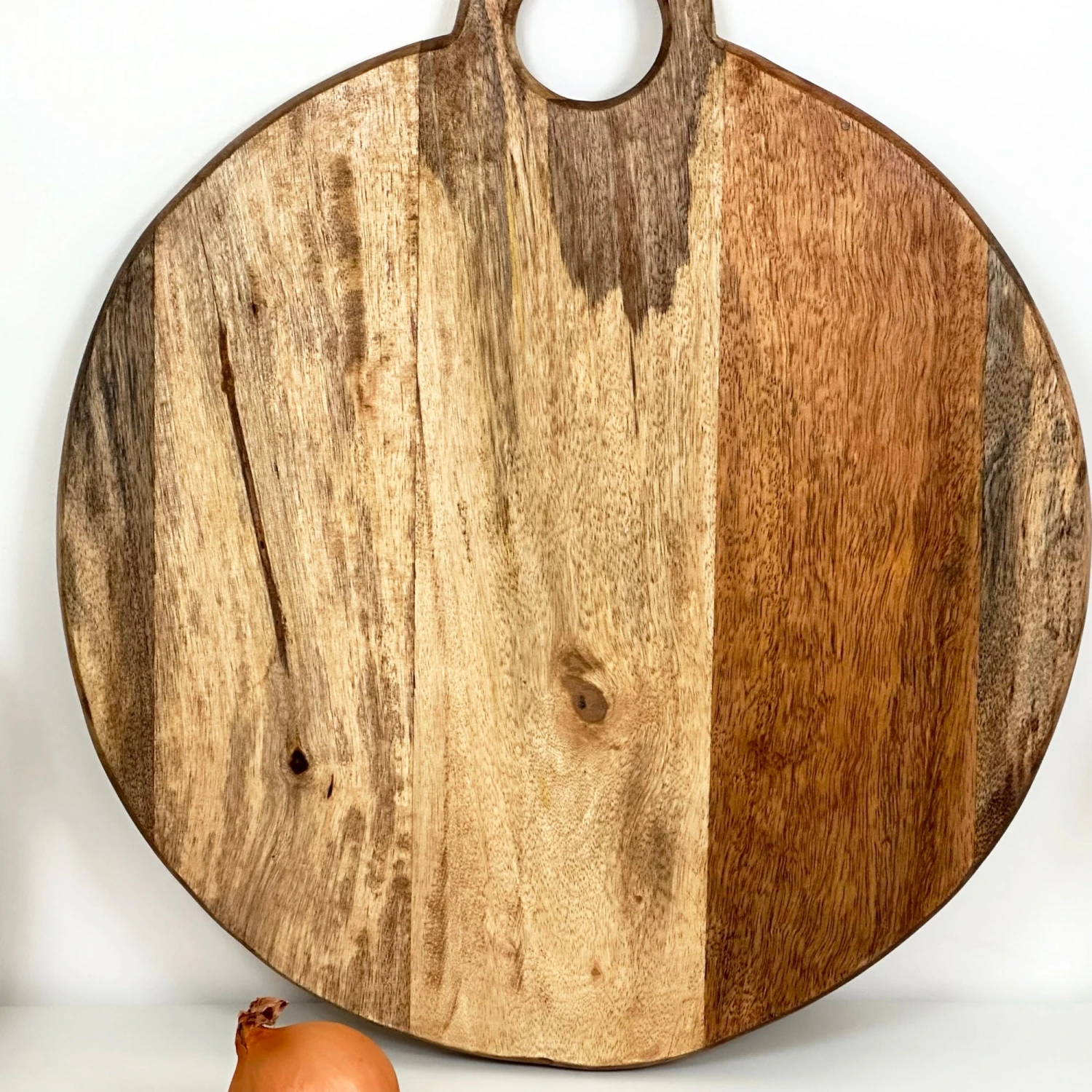 Darthome Limited Mango Wood Ring Handle Chopping Boards 8 Darthome Limited Mango Wood Ring Handle Chopping Boards - Image 8