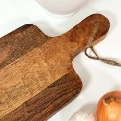 Darthome Limited Mango Wood 70cm Long Chopping Board -Decor Garden Shop IMG 9456 JPEG