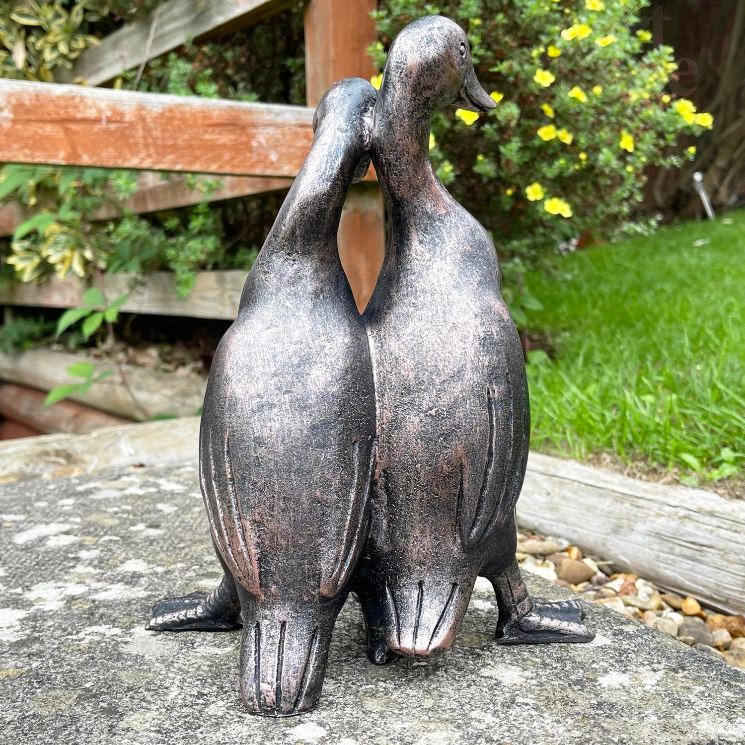 Darthome Limited Resin Pair Of Love Ducks Ornament 6 Darthome Limited Resin Pair Of Love Ducks Ornament - Image 6