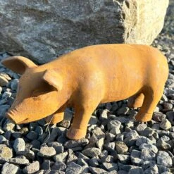 Darthome Limited Rust Cast Iron Pig Garden Statue 31cm