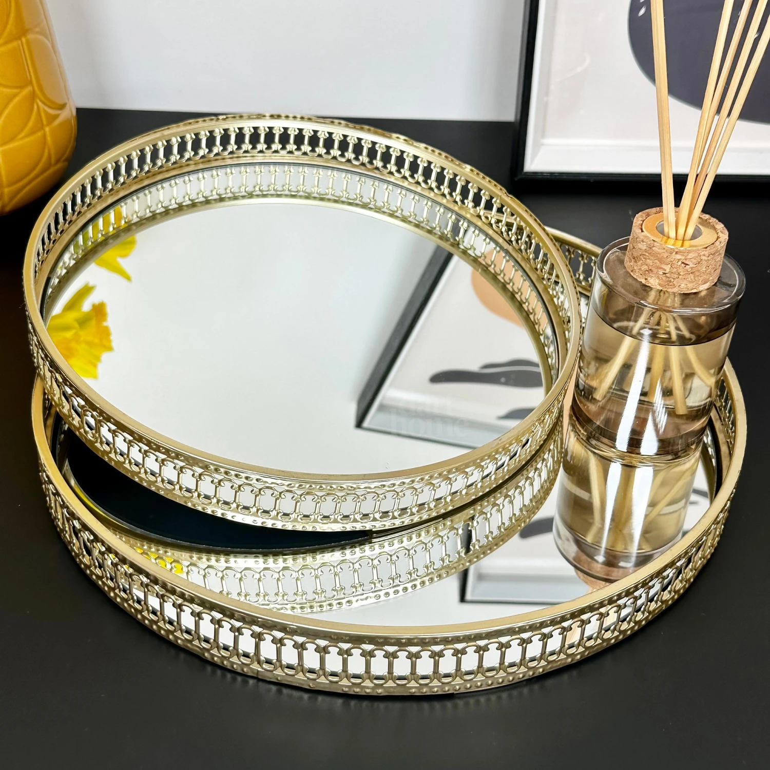 Darthome Limited Set Of 2 Gold Mirror Trays 1 Darthome Limited Set Of 2 Gold Mirror Trays