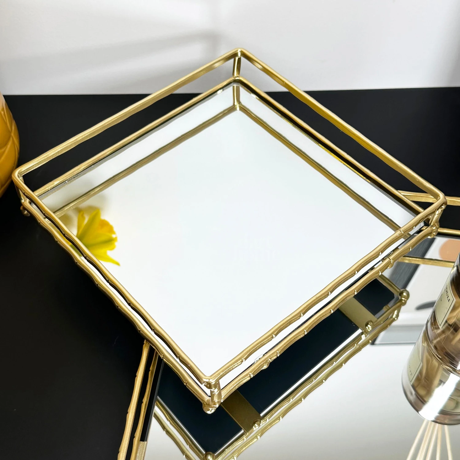 Darthome Limited Set Of 2 Square Gold Mirrored Trays 2 Darthome Limited Set Of 2 Square Gold Mirrored Trays - Image 2