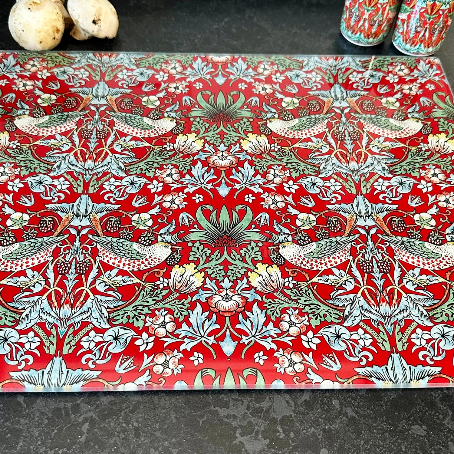 Darthome Limited William Morris Strawberry Thief Glass Chopping Board 3 Darthome Limited William Morris Strawberry Thief Glass Chopping Board - Image 3
