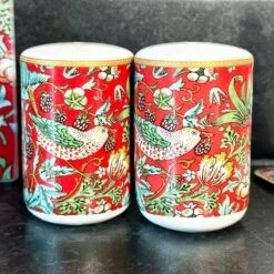 Darthome Limited Strawberry Thief Salt And Pepper Shakers 10 Darthome Limited Strawberry Thief Salt And Pepper Shakers -Decor Garden Shop IMG E0851