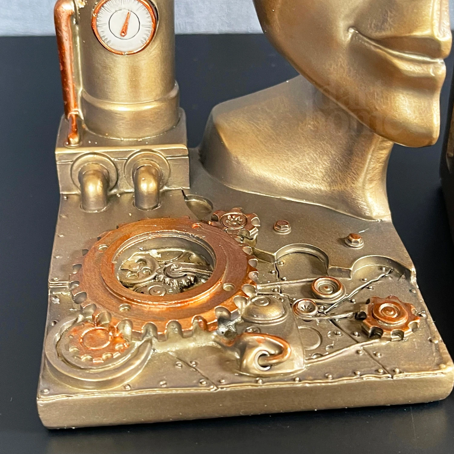 Darthome Limited Steampunk Head Bookends Set 4 Darthome Limited Steampunk Head Bookends Set - Image 4