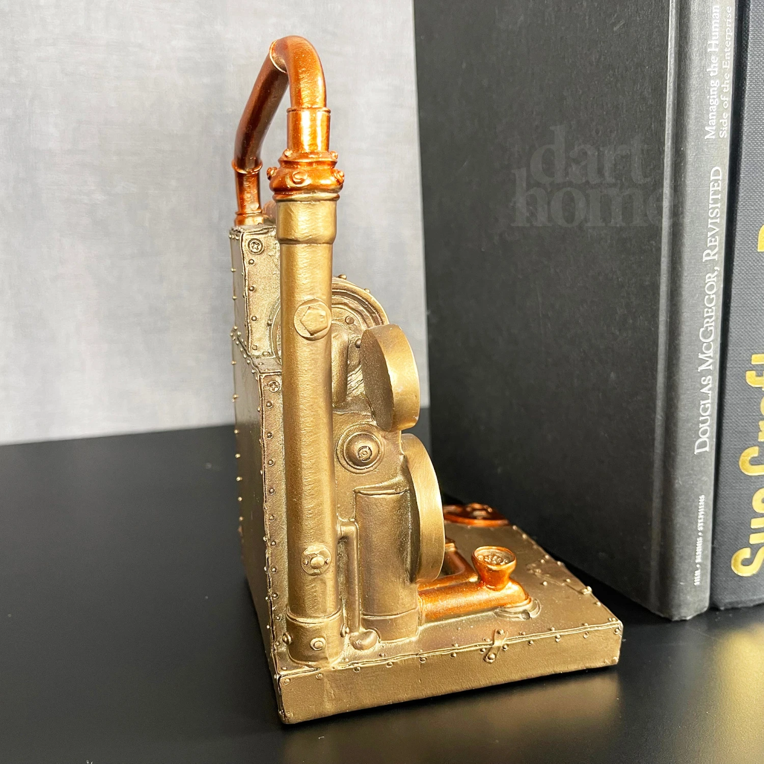 Darthome Limited Gold Steampunk Bookends Set 7 Darthome Limited Gold Steampunk Bookends Set - Image 7