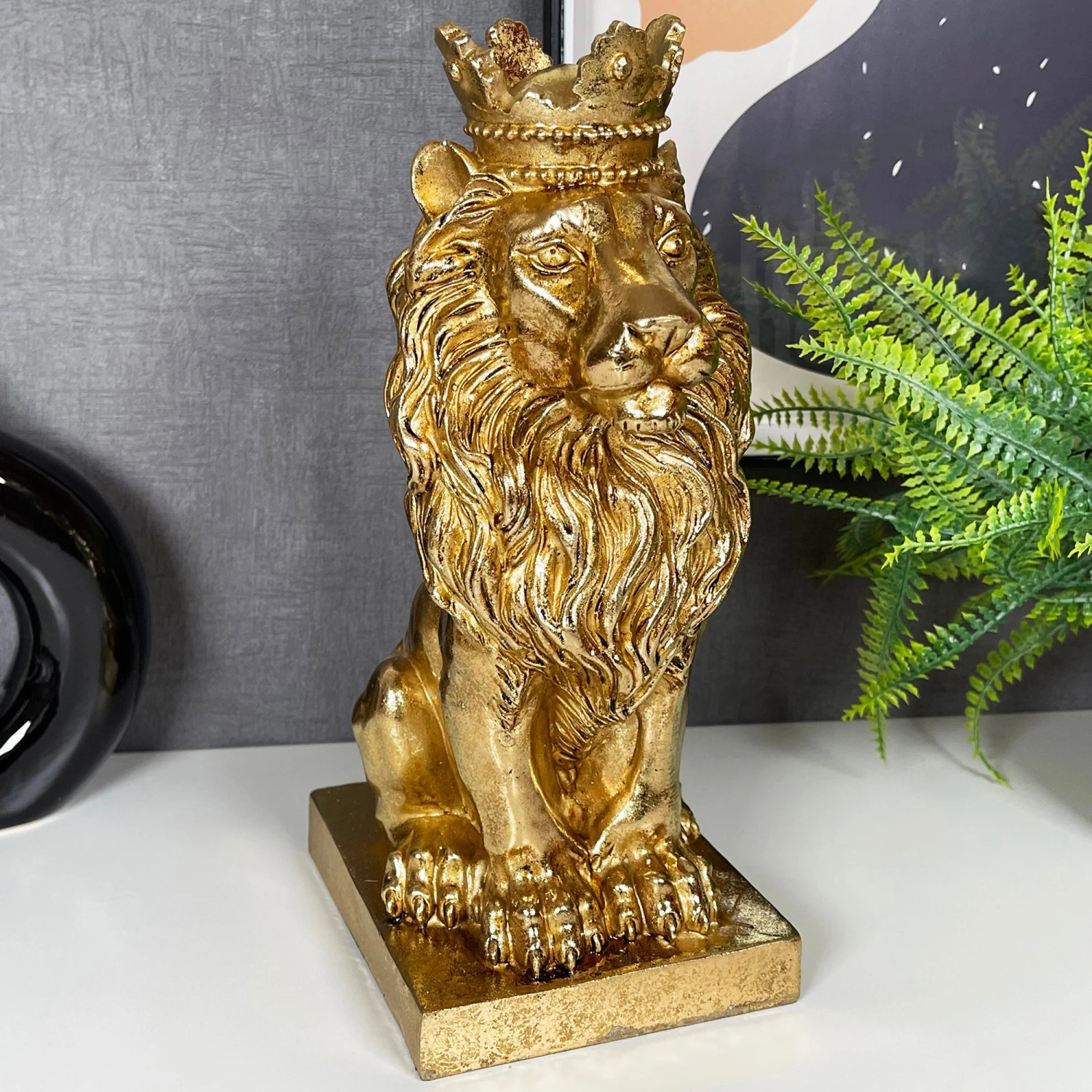 Darthome Limited Gold Royal Lion Statue 13x26x16cm 1 Darthome Limited Gold Royal Lion Statue 13x26x16cm