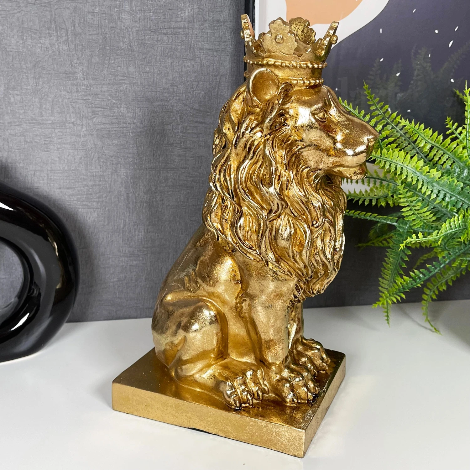 Darthome Limited Gold Royal Lion Statue 13x26x16cm 2 Darthome Limited Gold Royal Lion Statue 13x26x16cm - Image 2
