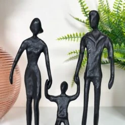 Darthome Limited Cast Iron Walking Family Of 3 Figurine 11 Darthome Limited Cast Iron Walking Family Of 3 Figurine -Decor Garden Shop IMG E1204
