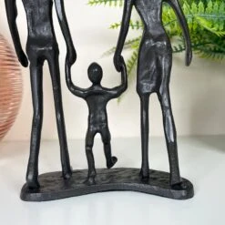 Darthome Limited Cast Iron Walking Family Of 3 Figurine 12 Darthome Limited Cast Iron Walking Family Of 3 Figurine -Decor Garden Shop IMG E1205