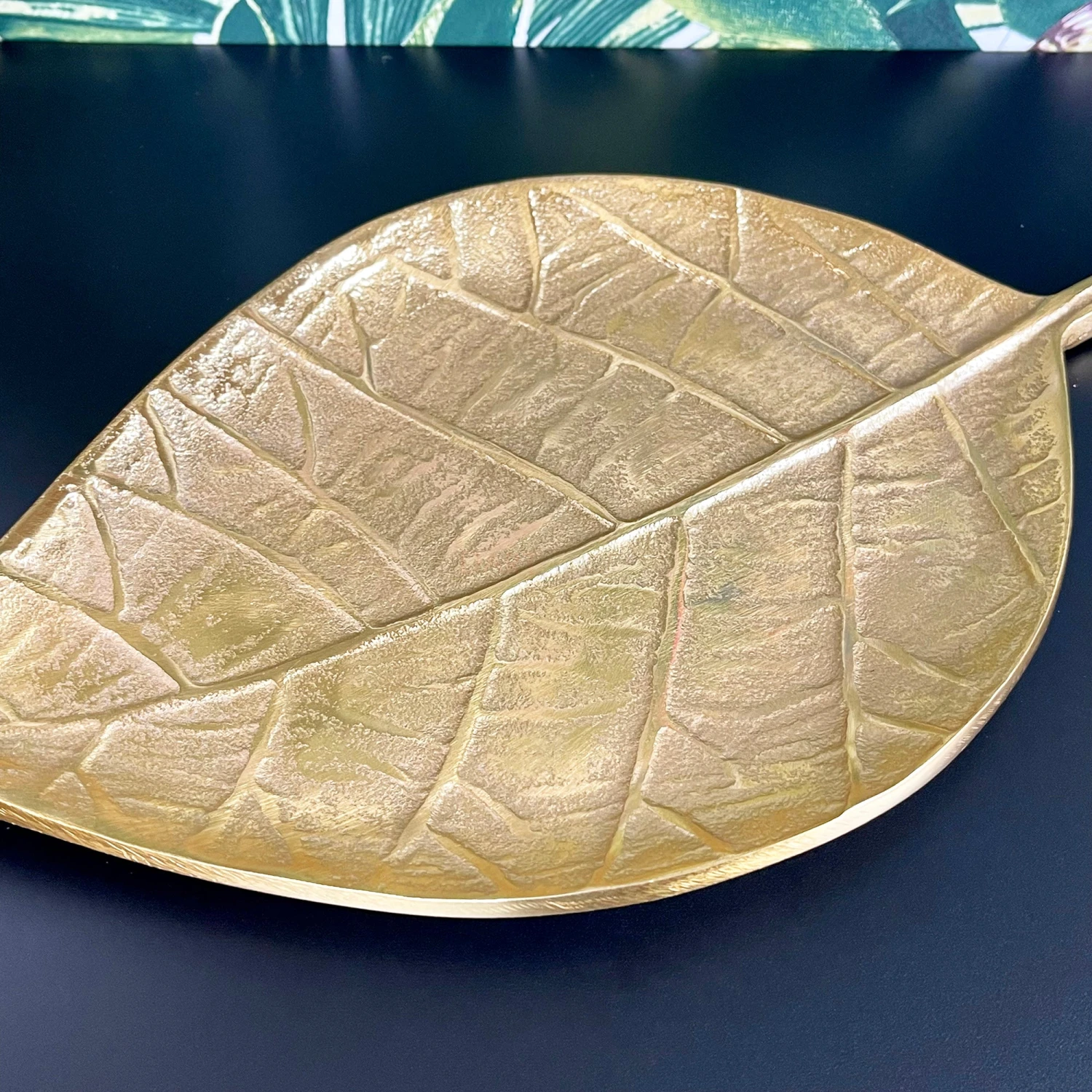 Darthome Limited Gold Metal Leaf Decorative Plate 2 Darthome Limited Gold Metal Leaf Decorative Plate - Image 2